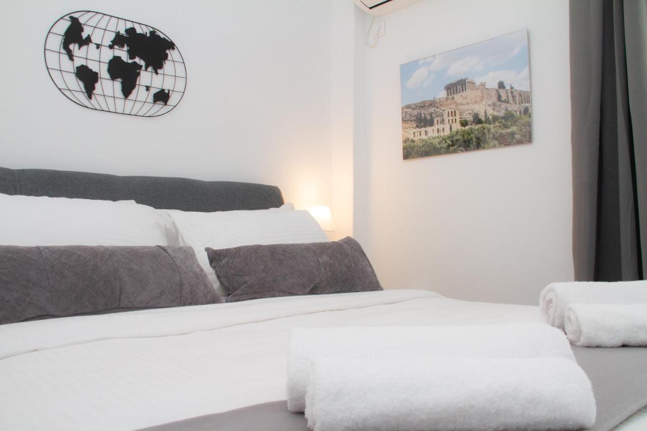 Acropolis Luxurious Legacy Apartment Атина Екстериор снимка